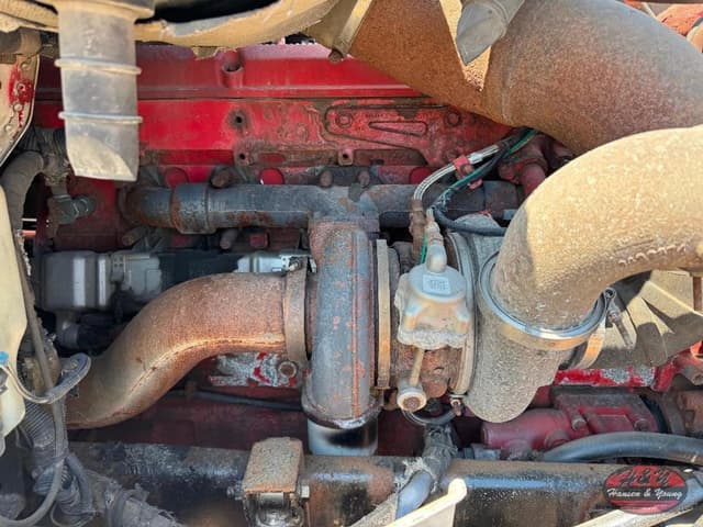 Image of International 9400i equipment image 4