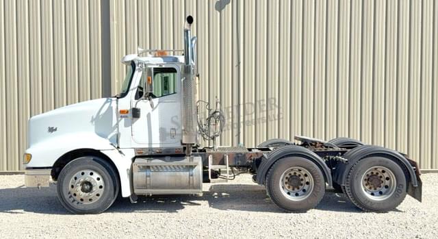 Image of International 9400i equipment image 3