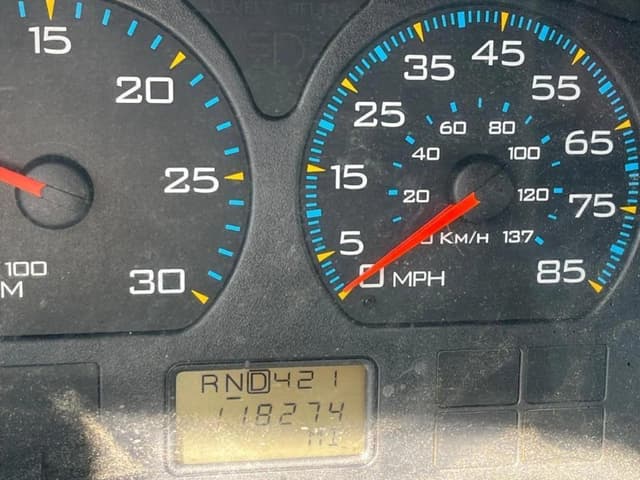 Image of International 4200 equipment image 3