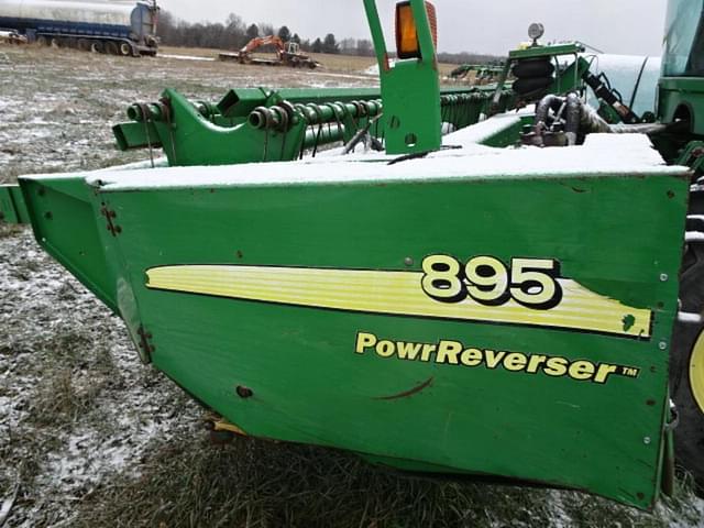 Image of John Deere 4895 equipment image 1