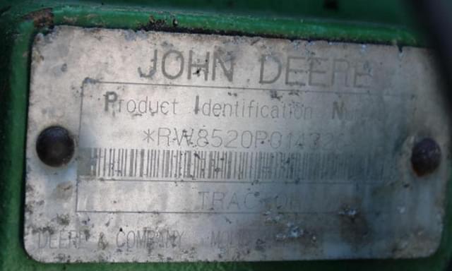 Thumbnail image John Deere 8520 17