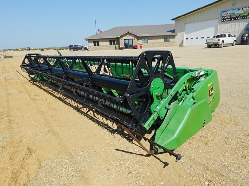 2003 John Deere 925F Equipment Image0