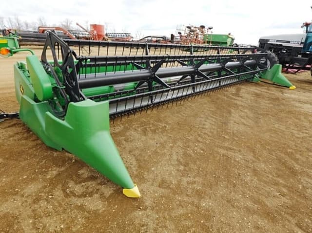 Image of John Deere 925F equipment image 3