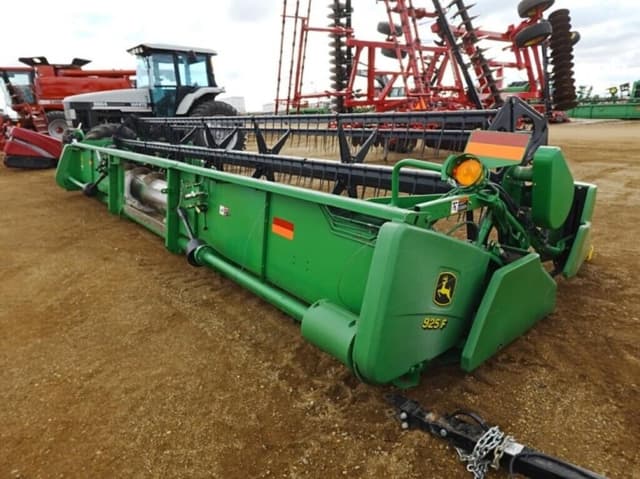Image of John Deere 925F equipment image 2