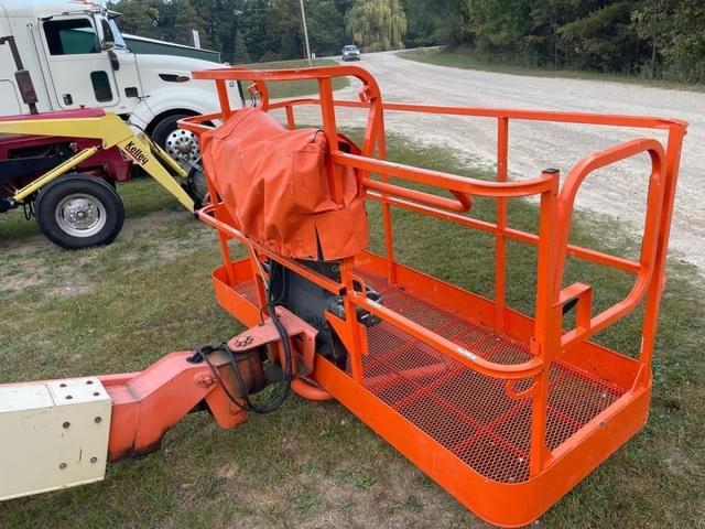 Image of JLG 400S equipment image 2