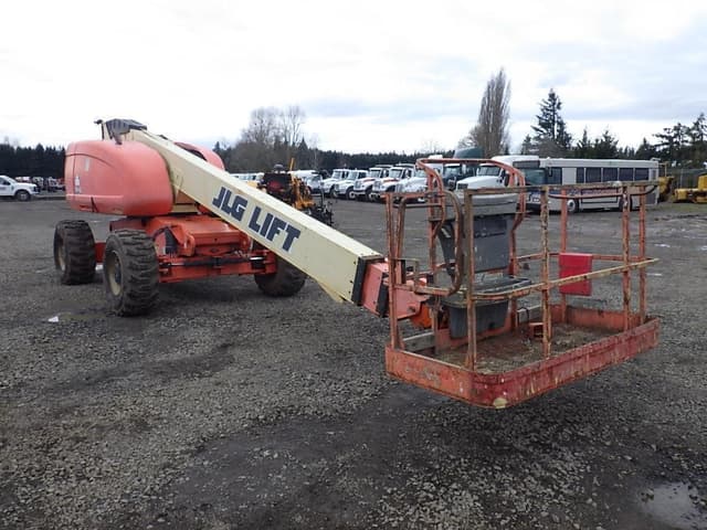 Image of JLG 600S equipment image 2