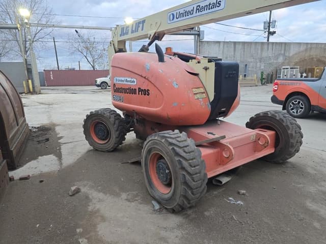 Image of JLG 600AJ equipment image 3