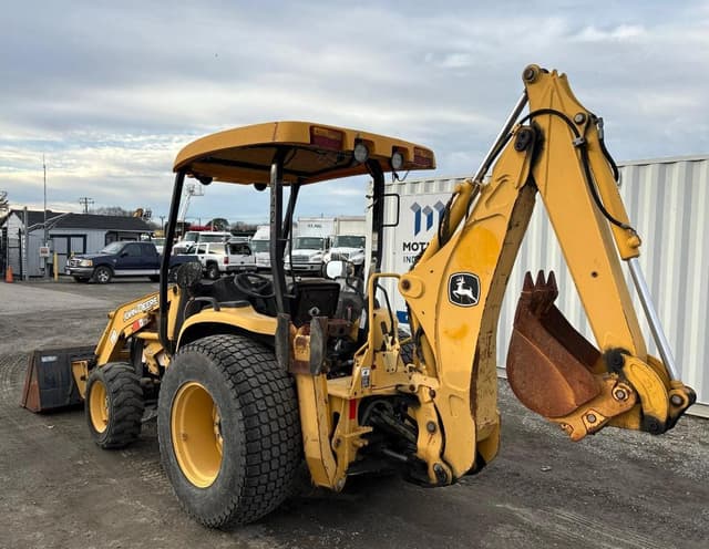 Image of John Deere 110 equipment image 1