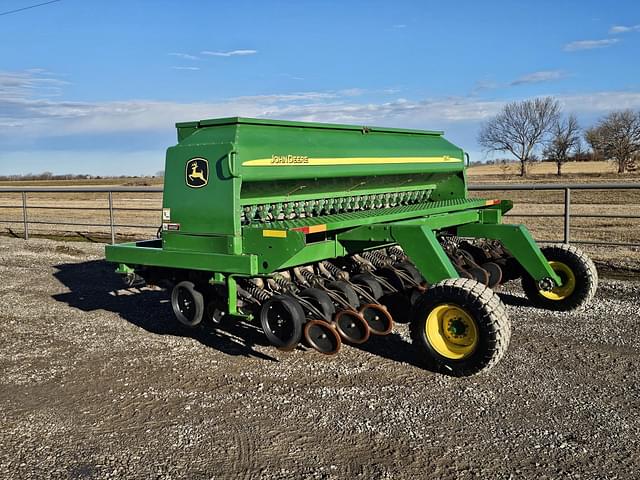 Image of John Deere 1590 equipment image 3