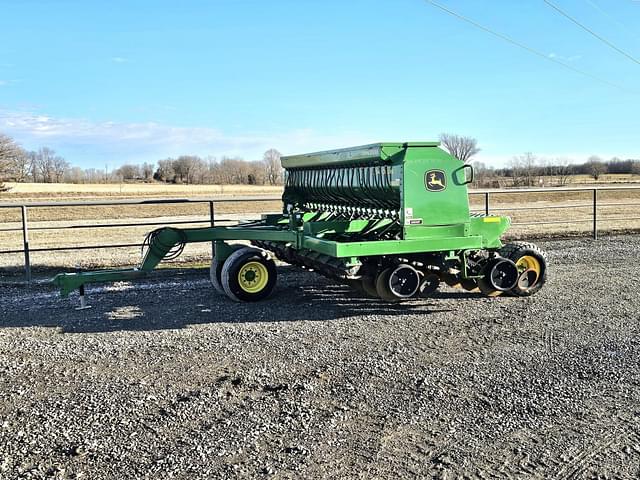 Image of John Deere 1590 equipment image 1