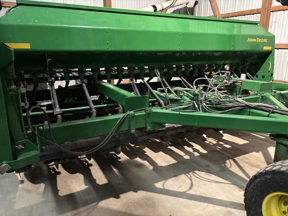 Image of John Deere 1590 equipment image 1
