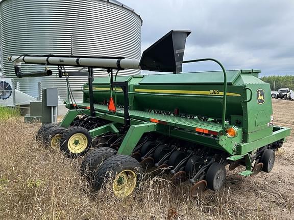 Image of John Deere 1590 equipment image 4