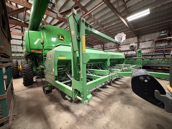 Image of John Deere 1590 Primary image