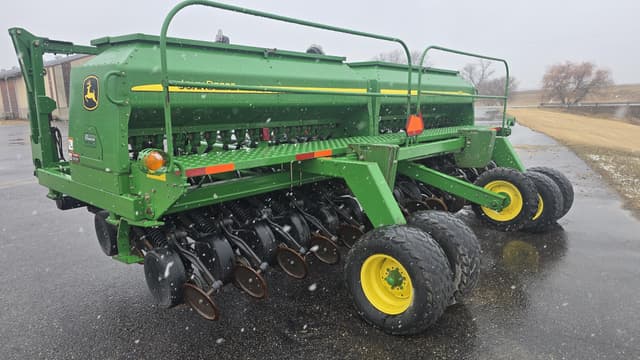 Image of John Deere 1590 equipment image 3