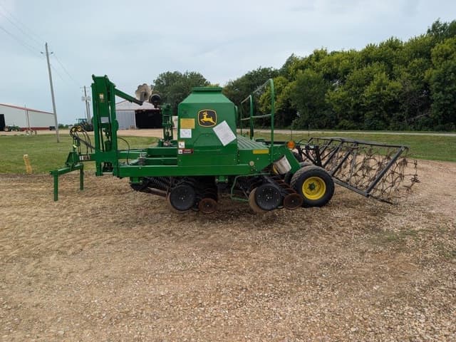 Image of John Deere 1590 equipment image 3