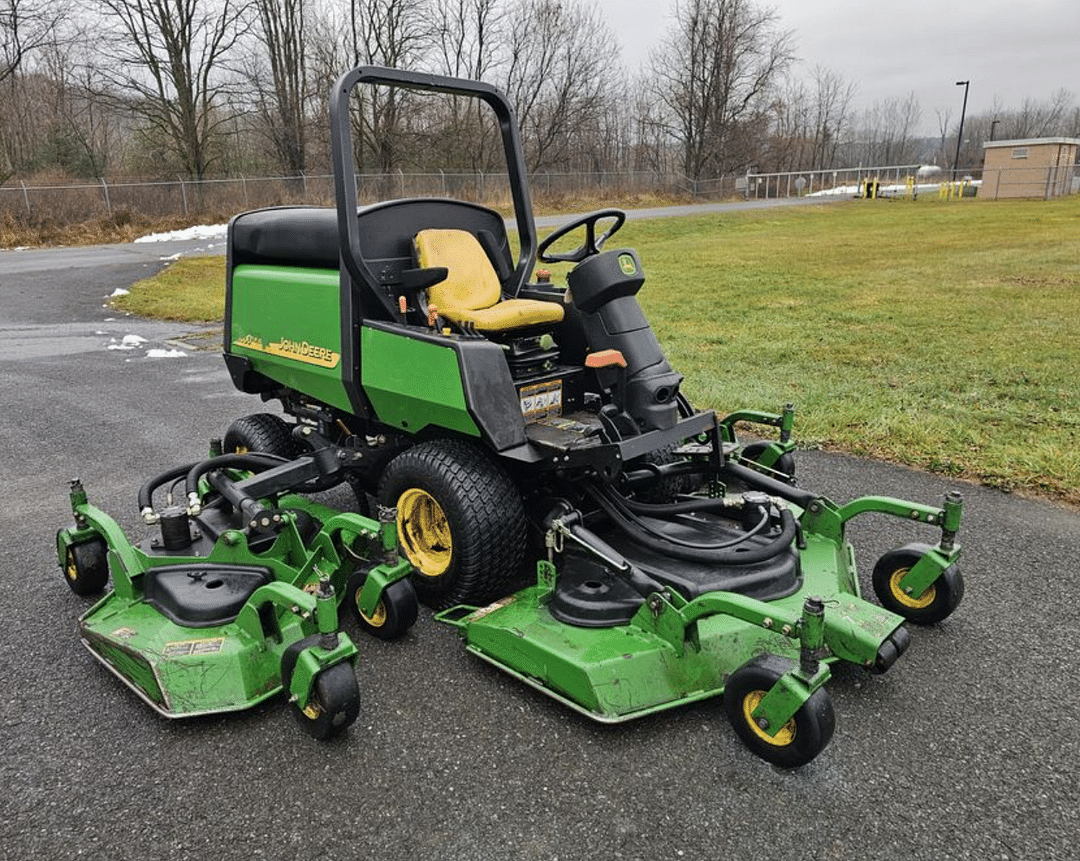 Image of John Deere 1600 Primary image