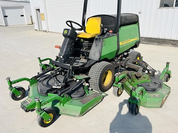 Image of John Deere 1600 equipment image 1