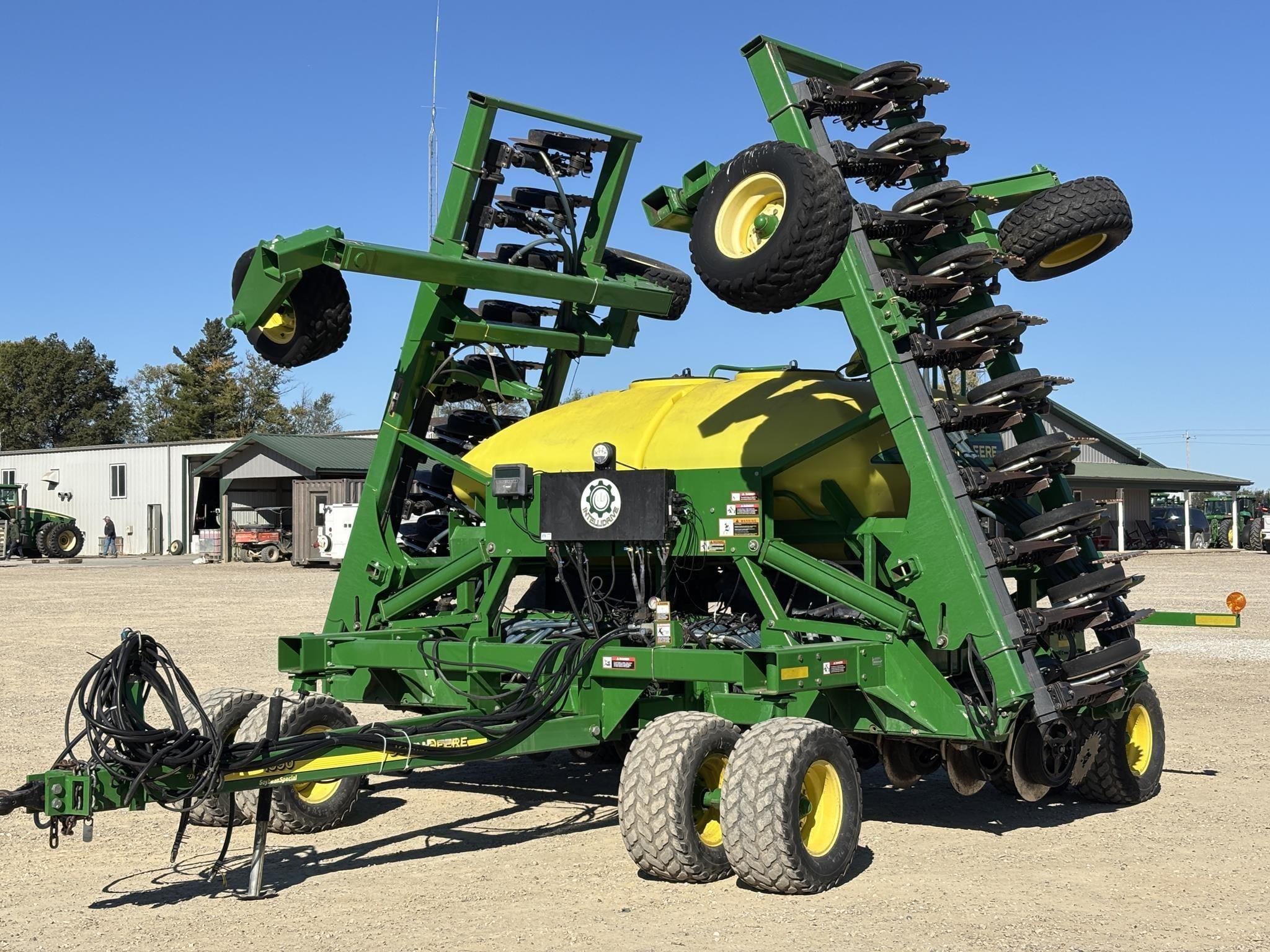 2003 John Deere 1690 Equipment Image0