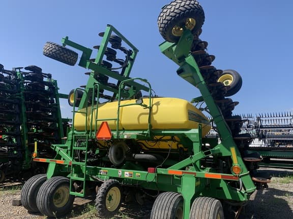 Image of John Deere 1690 equipment image 4