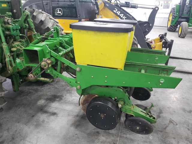 Image of John Deere 1700 equipment image 3