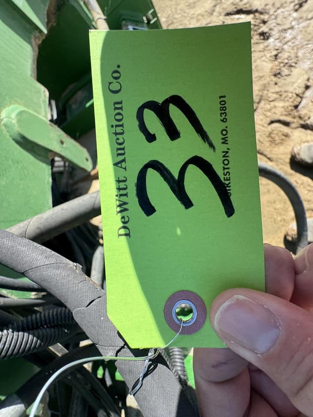 Image of John Deere 1720 equipment image 1