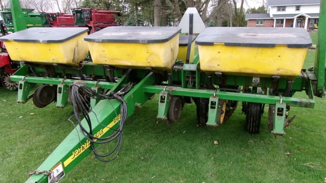 Image of John Deere 1750 equipment image 1