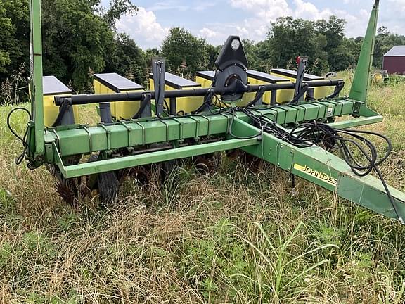 Image of John Deere 1750 equipment image 2