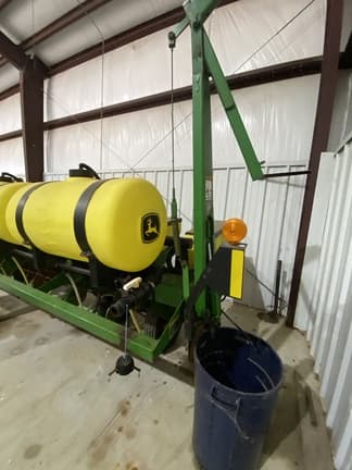 Image of John Deere 1750 equipment image 3