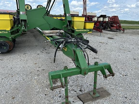 Image of John Deere 1770 equipment image 1