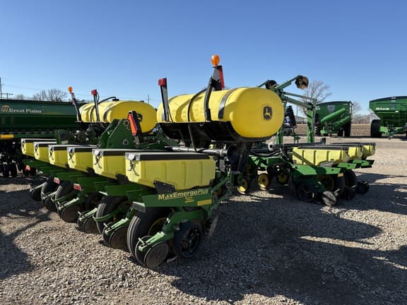 Image of John Deere 1770 equipment image 4