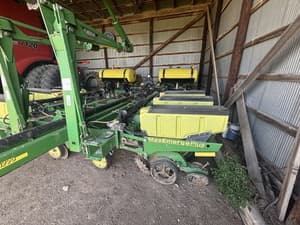 2003 John Deere 1770 Image