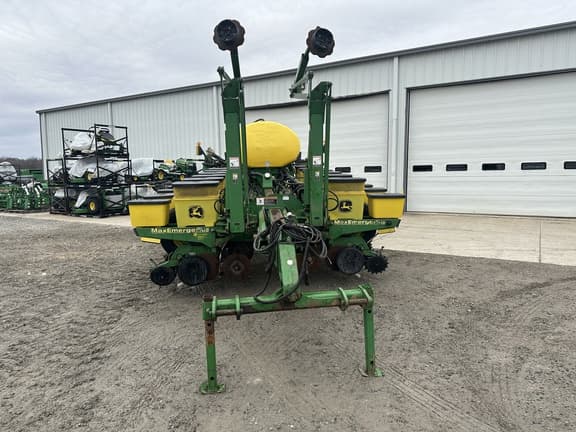 Image of John Deere 1770 equipment image 2