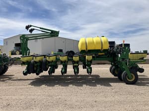 2003 John Deere 1770 Image