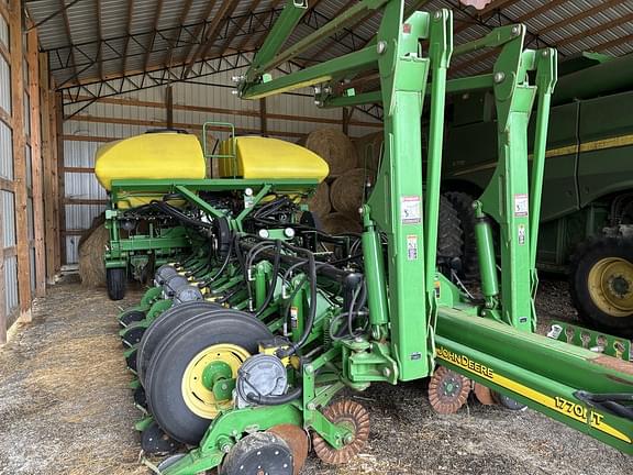 Image of John Deere 1770 Primary image