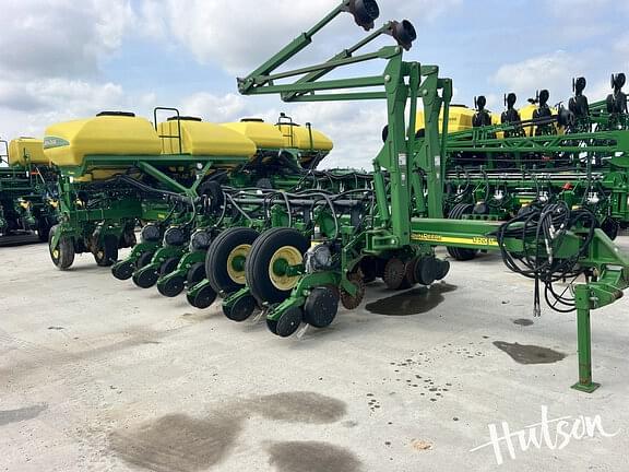 Image of John Deere 1770 Primary image