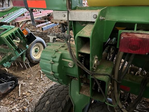 Image of John Deere 1890 equipment image 3