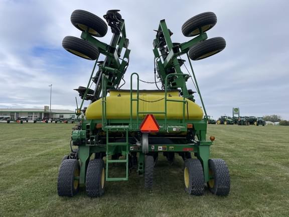 Image of John Deere 1890 equipment image 3