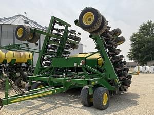 2003 John Deere 1890 Image