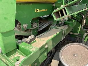 Main image John Deere 1890 7