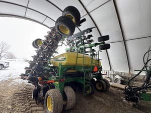 2003 John Deere 1890 Image