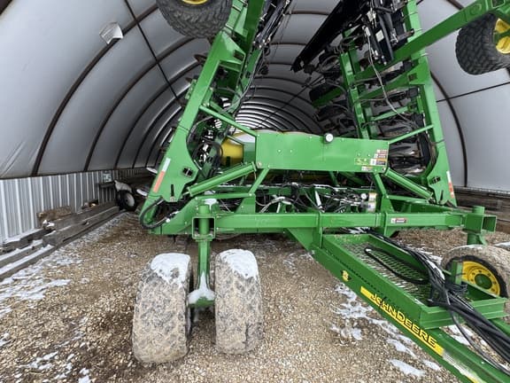 Image of John Deere 1890 equipment image 3