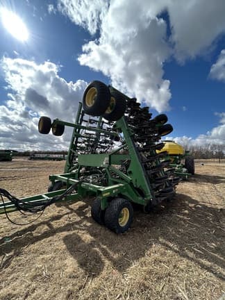 Image of John Deere 1890 equipment image 3