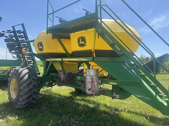 Image of John Deere 1890 equipment image 4