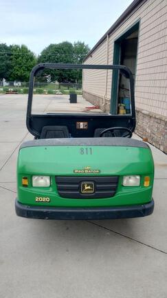 Image of John Deere Pro Gator 2020 equipment image 1