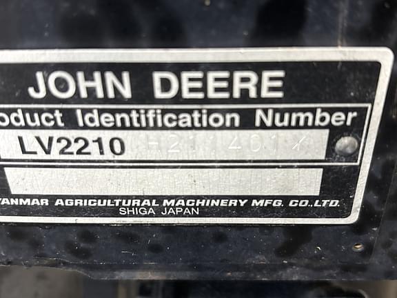 Image of John Deere 2210 equipment image 1
