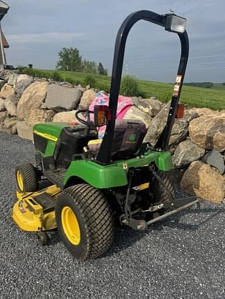 Image of John Deere 2210 equipment image 2