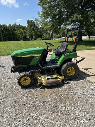 Image of John Deere 2210 equipment image 1