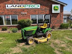 2003 John Deere 2210 Image