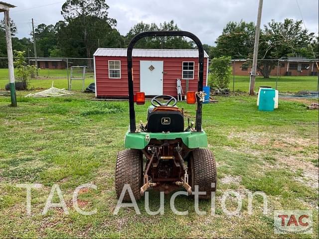 Image of John Deere 2210 equipment image 3