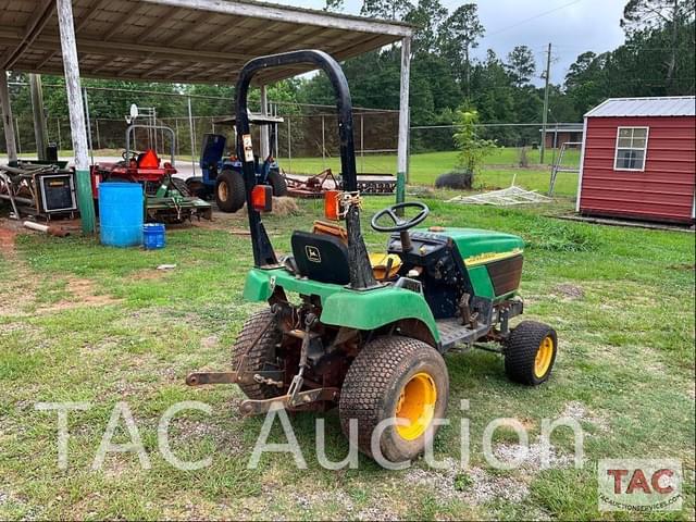 Image of John Deere 2210 equipment image 4